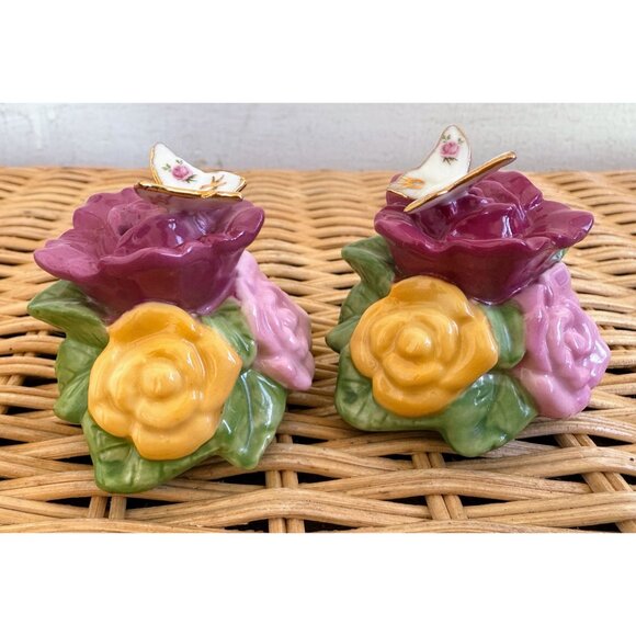 Vintage 60's Royal Albert Old Country Roses Salt and pepper Shakers Butterfly - Picture 3 of 6
